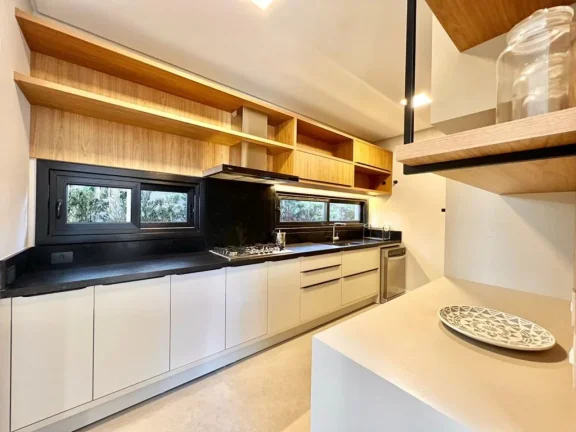 Imagem Casa em Condominio 5 Dormitórios - Bairro --