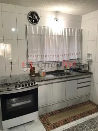 Imagem Lindo sobrado bem localizado à venda no bairro de Nova Petrópolis, São Bernardo do Campo, com 3 dormitórios, sendo 1 suíte, 2 vagas, 165 m2.