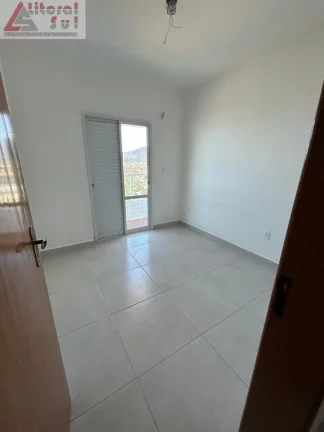 Imagem Imóvel de alto padrão para locação em Praia Grande-SP, Caiçara: 3 quartos, 1 suíte, 1 sala, 2 vagas, 104m².
