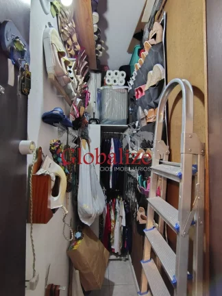 Imagem APARTAMENTO 02 DORMITÓRIOS, R$500.000,00, 74m², FICA À 1 QUADRA DA PRAIA, TOTALMENTE REFORMADO E ILUMINADO, LOCALIZAÇÃO PRIVILEGIADA