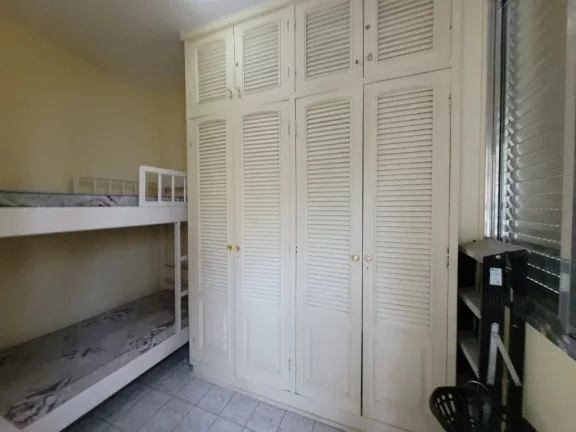 Imagem PITANGUEIRAS – NA QUADRA DA PRAIA COM MARAVILHOSA VISTA MAR, VAGA DE GARAGEM DEMARCADA NO PRÉDIO, 95 M² ÚTEIS, CONDONDOMÍNIO BAIXO.