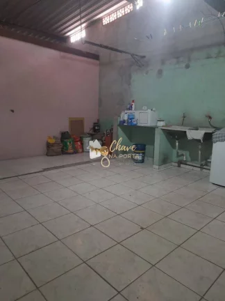 Imagem Casa a venda em Jardim Flor de Maio com 4 Dormitorios