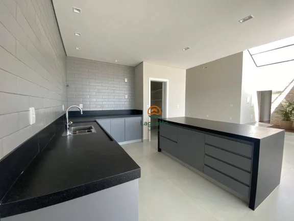 Imagem Casa com 4 dormitórios à venda por R$ 2.250.000,00 - Condomínio Monte Ville - Lagoa Santa/MG