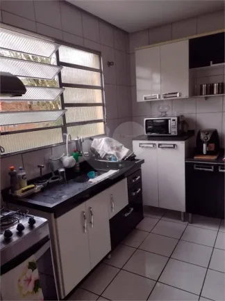 Imagem Sobrado à venda com 4 quartos, sendo 1 suíte, em Butantã, São Paulo - SP