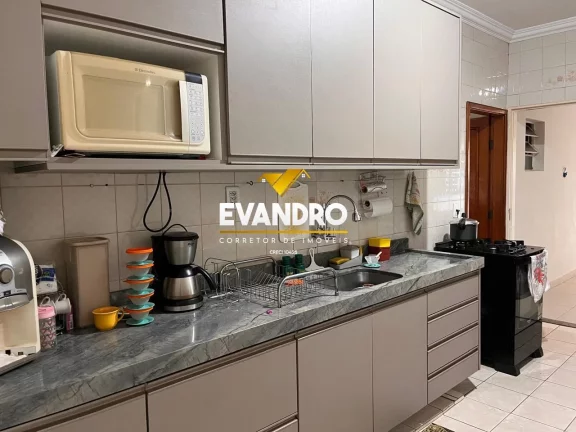 Imagem Casa para Venda em Cuiabá / MT no bairro Jardim Universitário