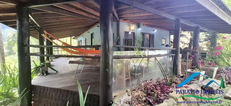 Imagem Seu Refúgio Urbano na Mantiqueira: Charme e Natureza em Gonçalves!