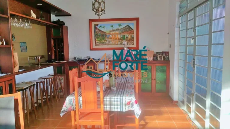 Imagem OPORTUNIDADE CASA COM PISCINA E EDICULA.