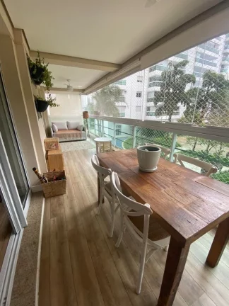 Imagem Excelente apartamento à venda no Panamby - Área: 143m² - 03 suítes - Living com ampla varanda en...
