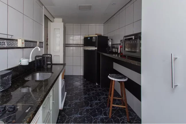 Imagem VNDGDS 30 Apto 610101028-4 - Apartamento à venda no bairro Vila Nova - Porto Alegre/RS