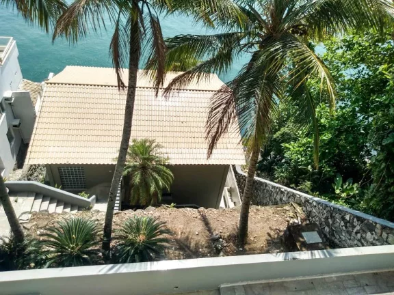Imagem Casa pé na água, condomínio península, enseada.
