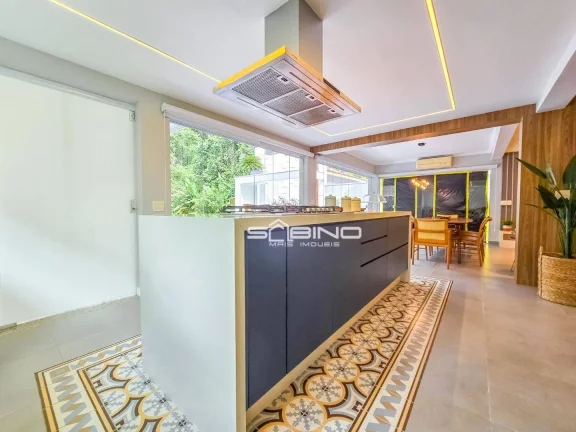 Imagem Casa à venda na Riviera de São Lourenço Bertioga SP, com 6 dormitórios 6 Suítes 470m² de área útil