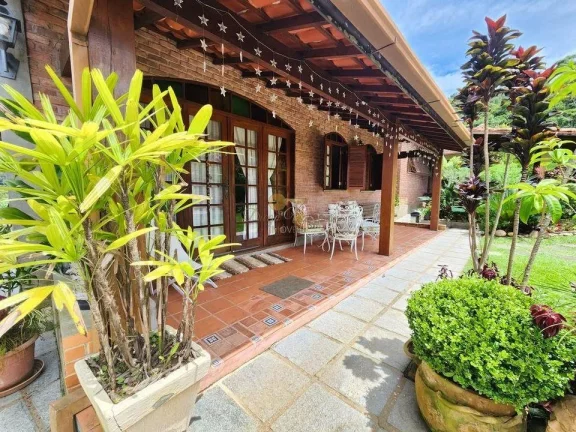 Imagem Casa para Venda em Teresópolis / RJ no bairro Golfe