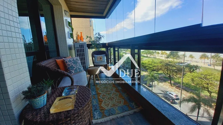 Imagem Apartamento com 2 suítes e frente total para o mar à venda, 160 m² por R$ 2.150.000 - Pompéia - Santos/SP
