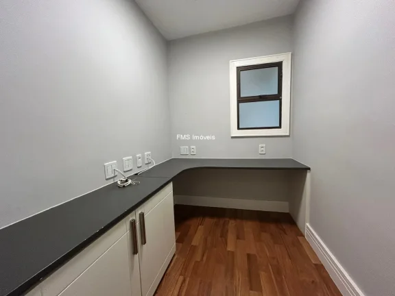Imagem Apartamento de luxo com 3 suítes e 4 vagas na Vila Nova Conceição, São Paulo - SP!