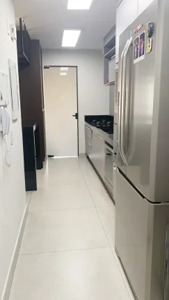 Imagem Apartamento 134M², 3Q, 3 Suítes, 4 Banheiros, 2 Vagas, 1 Lavabo, Varanda Gourmet, Academia, Churrasqueira, Piscina, Salão de Festas e Jogos, Depósito.