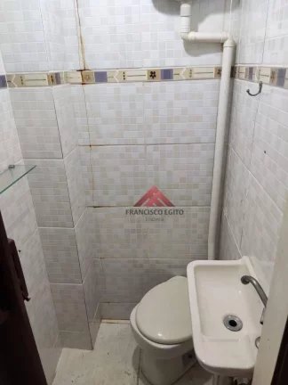 Imagem Apartamento com 2 dormitórios à venda, 76 m² por R$ 250.000,00 - Centro - São Gonçalo/RJ
