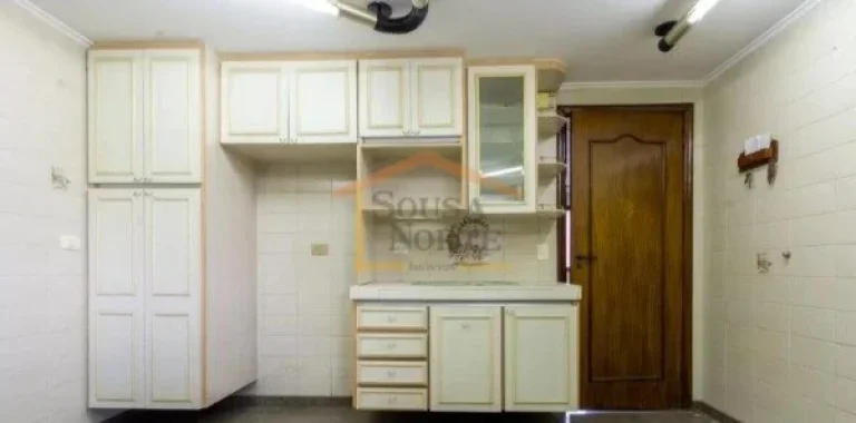Imagem Apartamento com 146 m², 3 dormitórios, sendo 1 suíte, 3 banheiros, sem mobília, Imóvel bem equi...