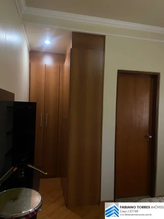 Imagem Sobrado no Bairro Campestre em Santo André com 3 suites e 5 vagas.