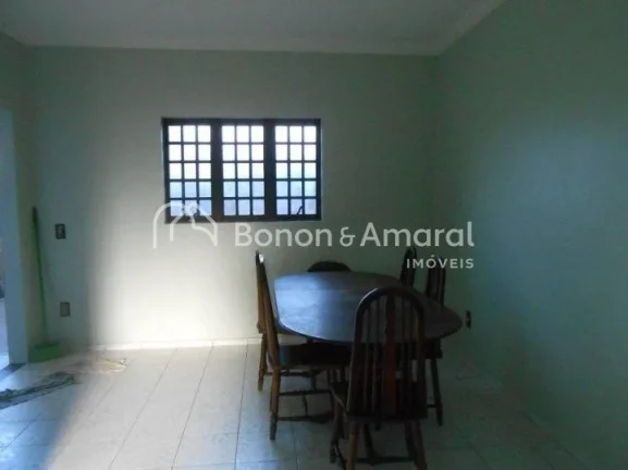 Imagem Linda casa à venda, com ótima localização, no coração de Barão Geraldo. A casa da frente poss...