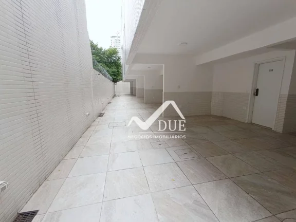Imagem Sobrado com 3 dormitórios à venda, 162 m² por R$ 1.000.000,00 - Gonzaga - Santos/SP