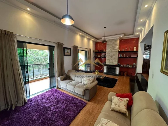 Imagem Casa com 3 dormitórios à venda, 209 m² por R$ 700.000,00 - Chácara Junqueira - Tatuí/SP