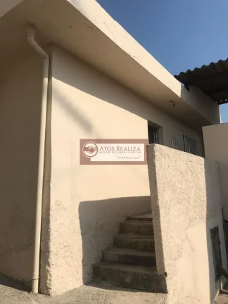 Imagem VENDO casa térrea na região do Sesc Interlagos, terreno de 300m², ACEITA PERMUTA. Vendo casa térreo na região de Interlagos, imóvel ideal para investidores, construir para renda, imóvel Atual, casa térrea com 2 Dormitorios, suite de empregada, 6 vagas de 