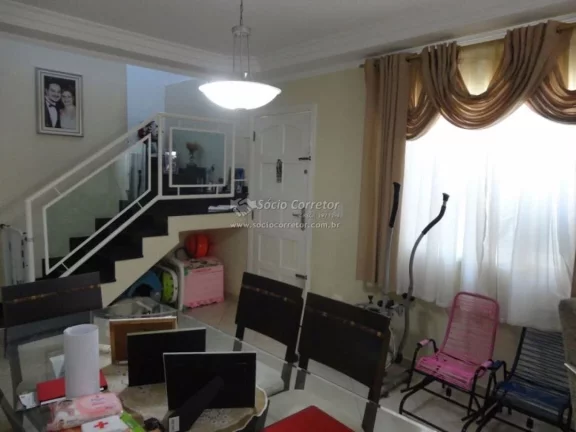 Sobrado com 3 dormitórios à venda, 150 m por R$ 650.000,00 - Vila Augusta - Guarulhos/SP