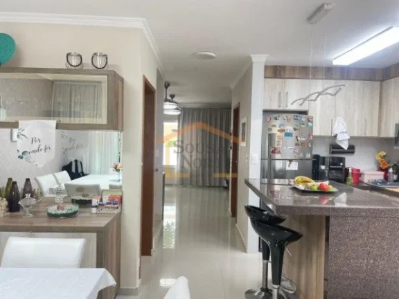 Imagem Casa em Condomínio Fechado!
Excelente casa, 3 dormitórios, sendo 1 suíte, lavabo, cozinha planeja...