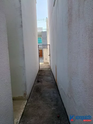 Imagem VENDO CASA REFORMADA NA MANGABEIRA VILLE