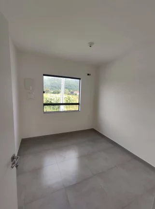 Imagem Sobrado Geminado à venda em Ubatuba, Enseada