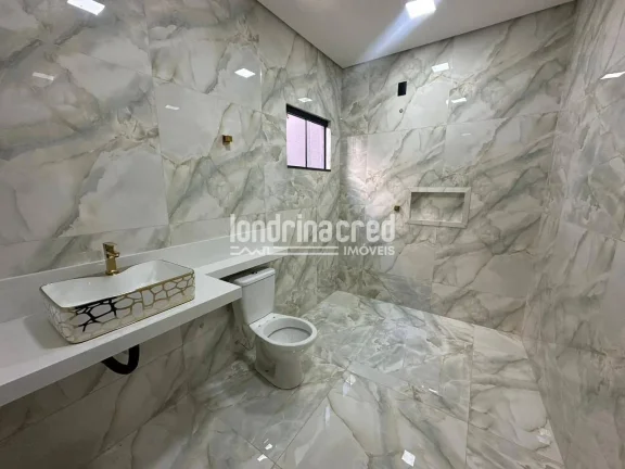 Imagem Excelente casa na Zona Sul de Londrina com 3 dormitórios, suíte, porcelanato, área gourmet com churrasqueira e duas vagas de garagem