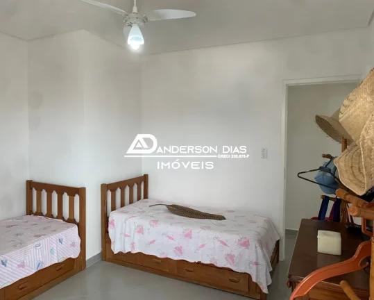 Imagem Casa com 3 suítes à venda, 190 m² por R$ 830.000 - Centro - Caraguatatuba/SP
