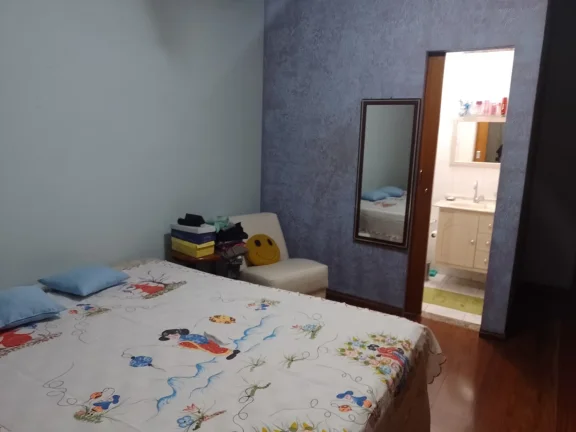 Imagem Casa Sobrado Mairiporã - 345M², 3 Dorms, 4 Vagas, Piscina, Churrasqueira, Varanda, Lareira, Banheiro.