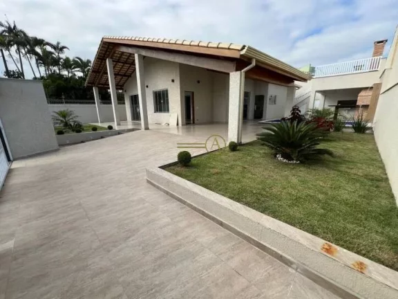 Imagem Casa térrea moderna à venda, dois lotes, pé na areia, 50 metros do mar