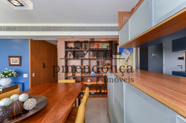Imagem Apartamento Vila Madalena com 3 suí­tes e 2 vagas, 171 m2