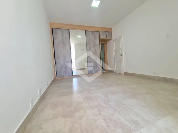 Imagem Apartamento de Luxo à Venda em Copacabana - 3 Quartos, 180 m²