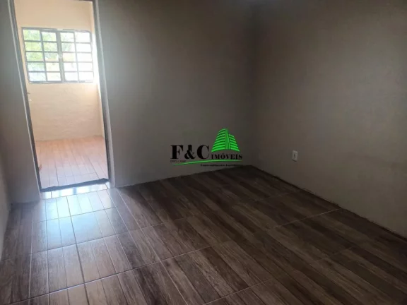 Imagem Casa para Venda em Itaí, Área Rural de Itaí, 4 dormitórios, 1 suíte, 2 banheiros, 2 vagas