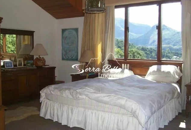 Imagem Casa com 6 dormitórios à venda, 374 m² por R$ 1.586.000,00 - Golfe - Teresópolis/RJ