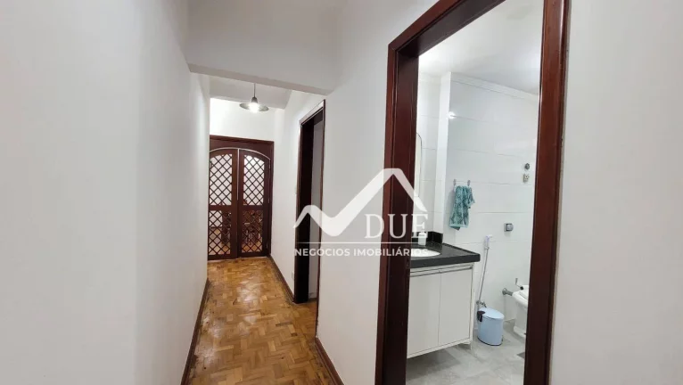 Imagem Apartamento com 2 dormitórios à venda, 113 m² por R$ 690.000,00 - Gonzaga - Santos/SP