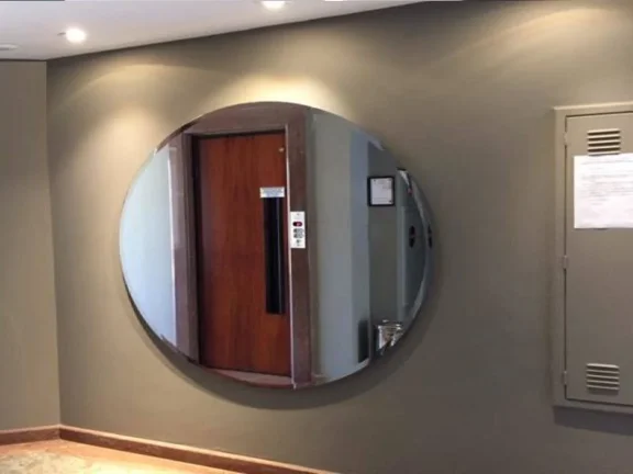 Imagem Apartamento com 150 m2, 3 dormitórios sendo 1 suíte e todos com armário embutido, sala de visita,...