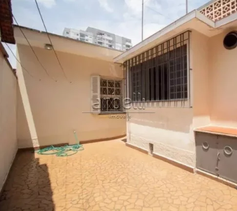 Imagem Casa térrea com 177 M², 2 dormitórios, banheiro com gabinete no lavatório e box em vidro, ampla ...