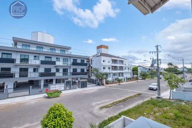 Imagem Casa Geminada 3 suítes!
