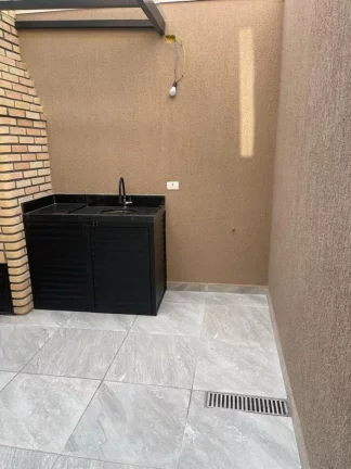 Imagem Casa Nova na Zona Sul com churrasqueira, 2 vagas para carro Imagem Casa Nova na Zona Sul com churrasqueira, 2 vagas para carro