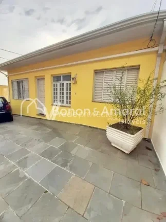 Imagem Casa térrea, com edícula, localizada no pitoresco Jardim Eulina, em Campinas! Com três quartos, s...