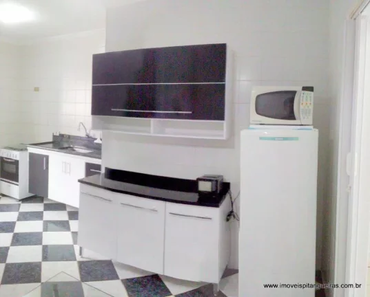 Imagem PRAIA DAS PITANGUEIRAS - LOCAL NOBRE ,AMPLO APARTAMENTO CLARO E AREJADO, 2 VAGAS DE GARAGEM ,PRÉDIO COM LAZER.
