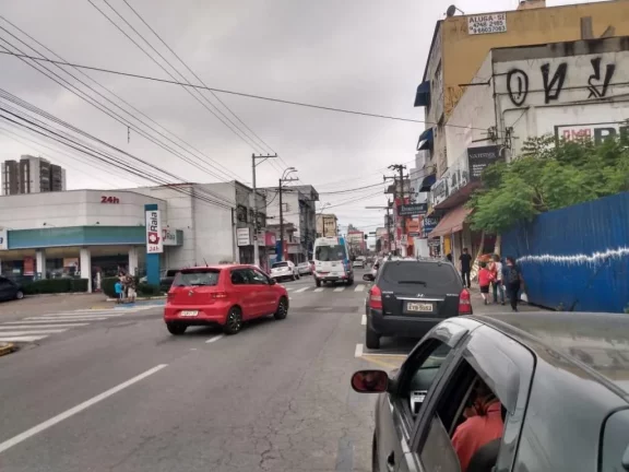 Imagem Salão para alugar, 686 m² por R$ 42.000,00/mês - Centro - Suzano/SP