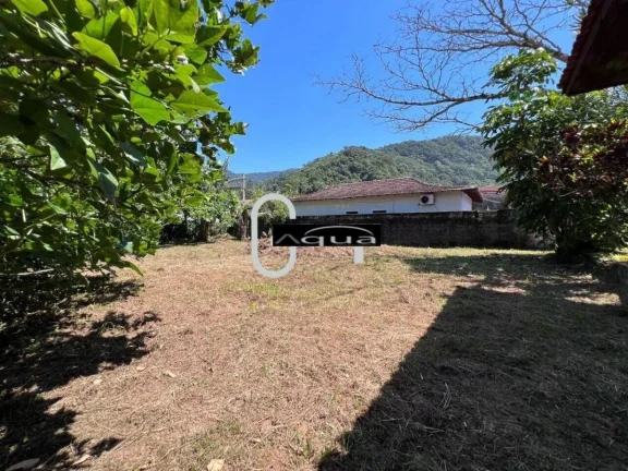 Imagem Casa para Venda em Peruíbe, Guarau, 3 dormitórios, 1 suíte, 2 banheiros, 4 vagas