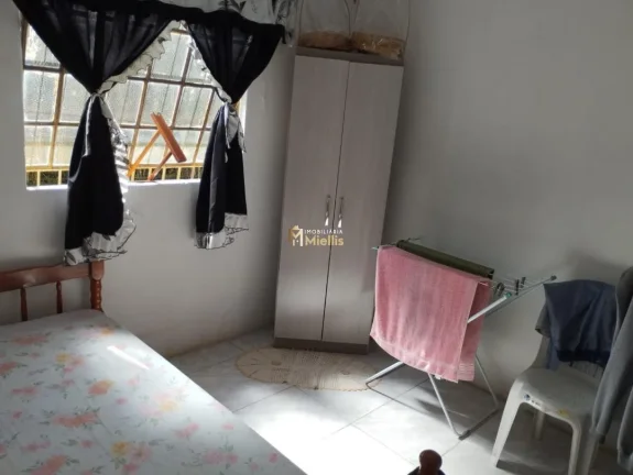 Imagem Chácara - Sítio com 4 Dormitorio(s) localizado(a) no bairro Fiuza em Viamão / Rio Grande do Sul Ref.:6001