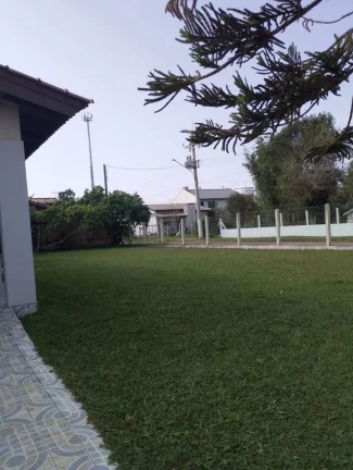 Imagem Casa à venda em Torres, Praia Grande, com 6 quartos, 264m²