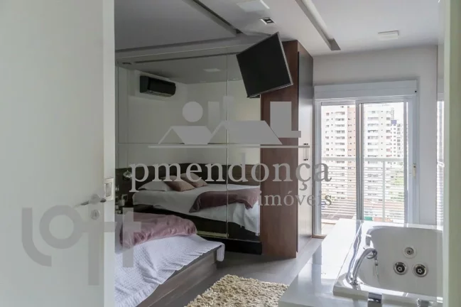 Imagem Apartamento na Vila Romana com 1 suíte grande e 2 vagas, 92m²